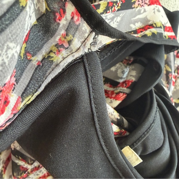 Charming Charlie Stripe Floral Sleeveless Dress - Black, Red, White S chic - Picture 8 of 9